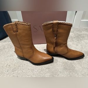 Sarto A-Lance, tan western booties size 8. New